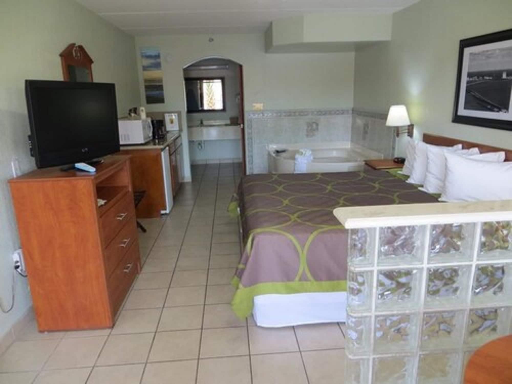 Super 8 By Wyndham Hotel South Padre Island